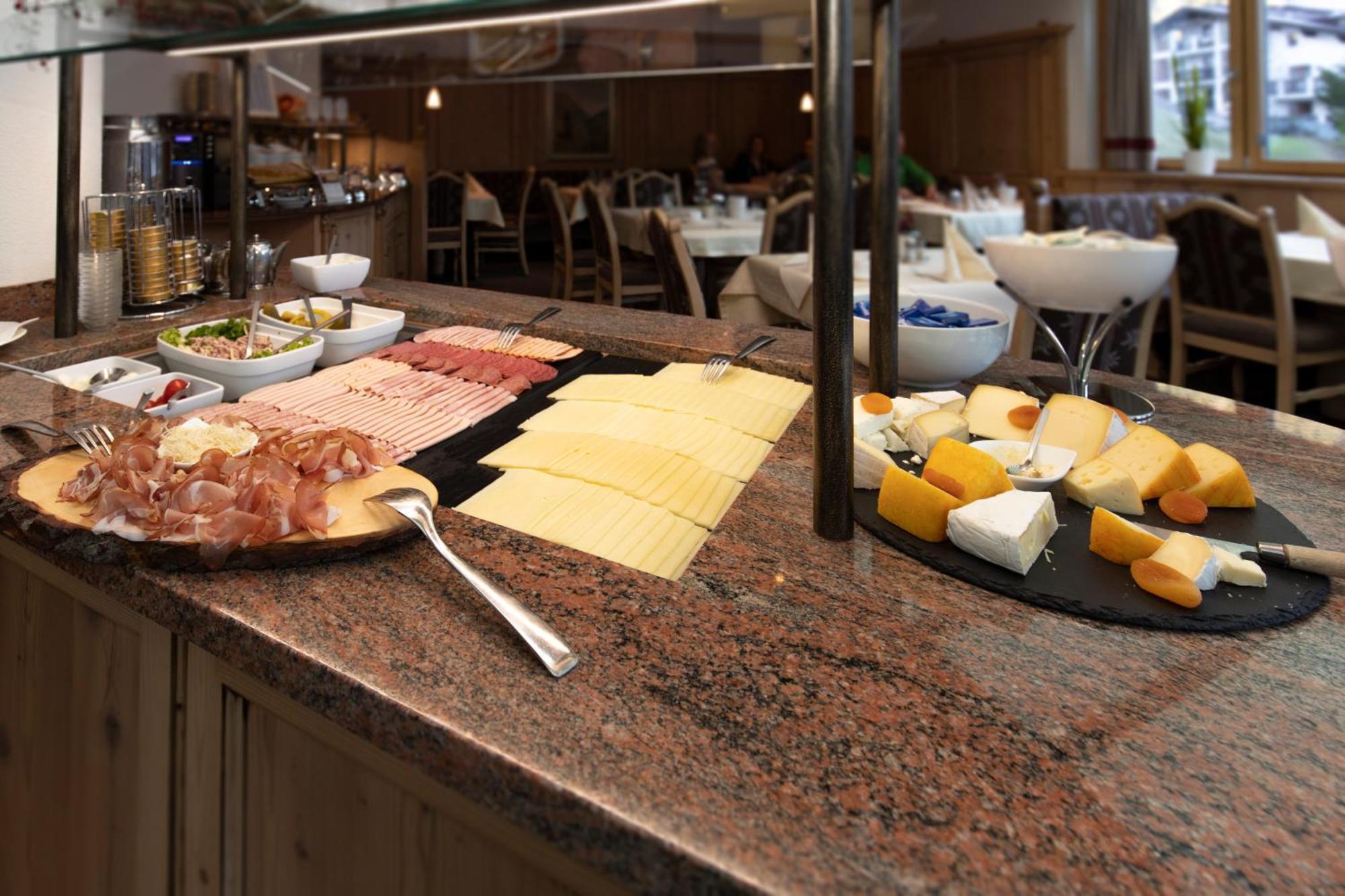 Hotell Garni Monte Bianco 4*